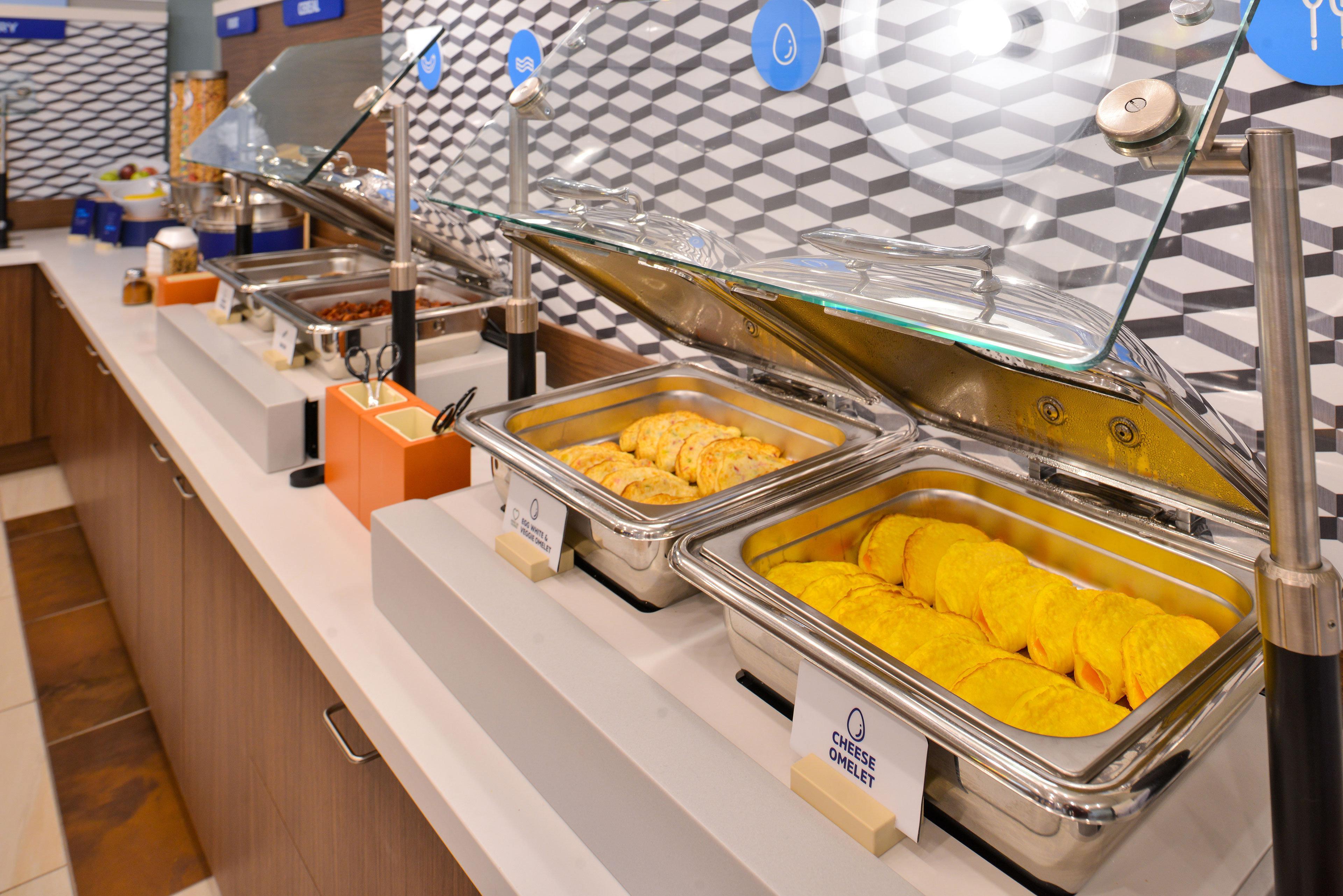 Holiday Inn Express Hotel & Suites Cadillac By Ihg Esterno foto